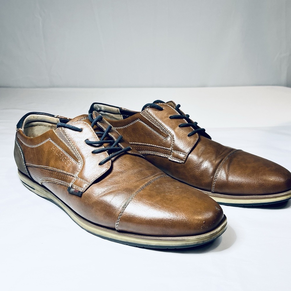 Tommy Hilfiger brown dress shoes preowned excellent size 11 loafers